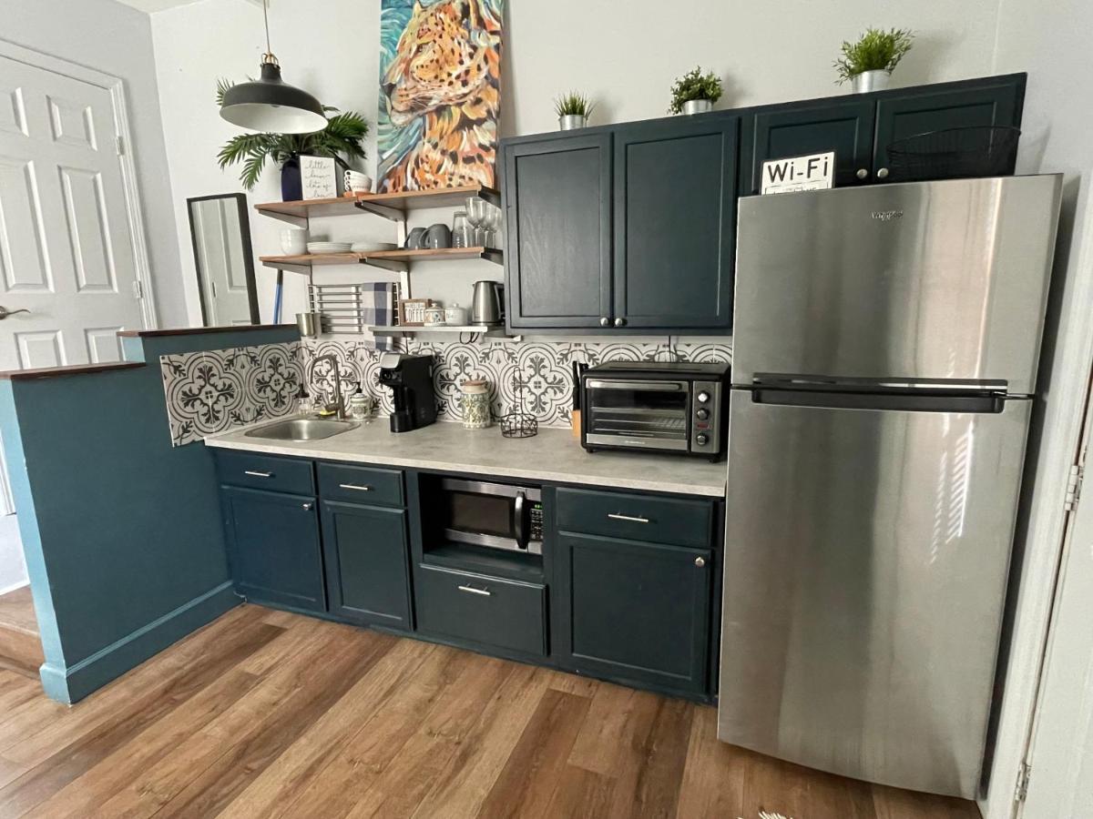 The Lafayette 'Tiny Home' Apartment 외부 사진